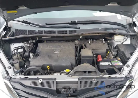 2011 Toyota Sienna Le V6 из США, поврежденный, VIN 5TDKK3DC8BS161317